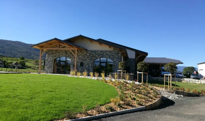 Image for Aménagements d’un caveau à Myans