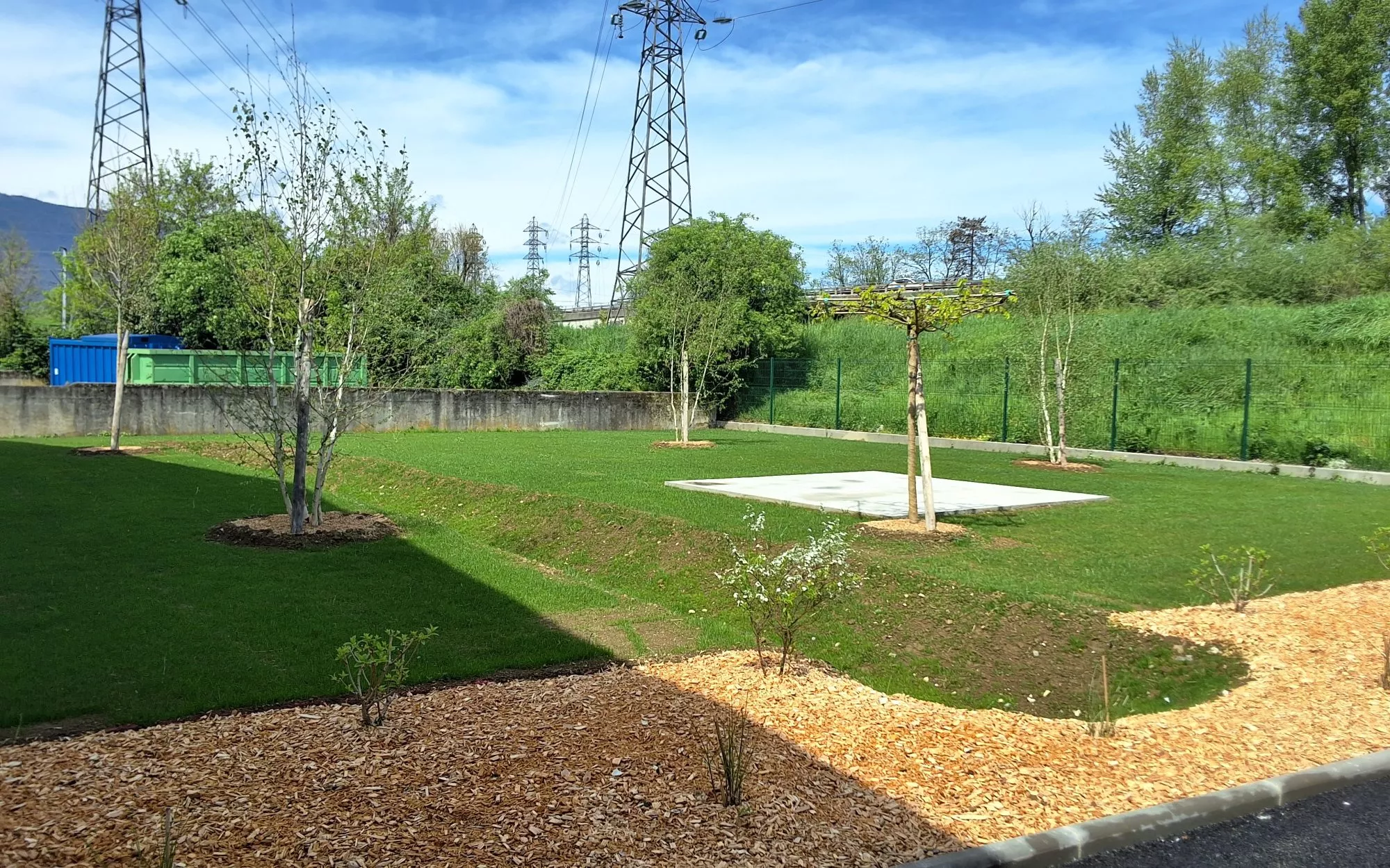 Image for Végétalisation d’une zone d’activité à Chambéry